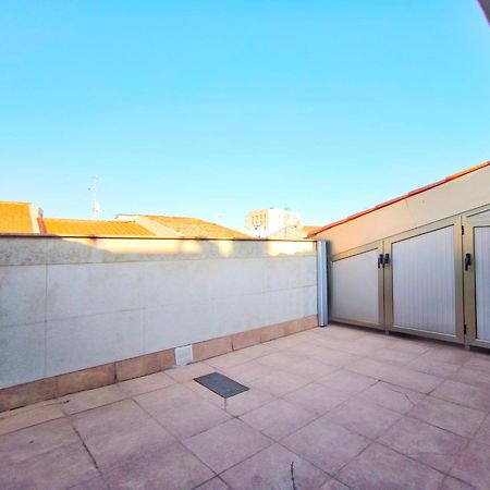 Moderno Apartamento Duplex En Terrassa Centro Buitenkant foto